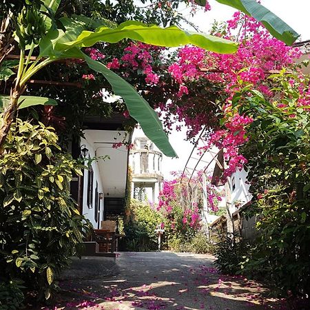 Hotel Boondee House Mae Hong Son Exterior foto